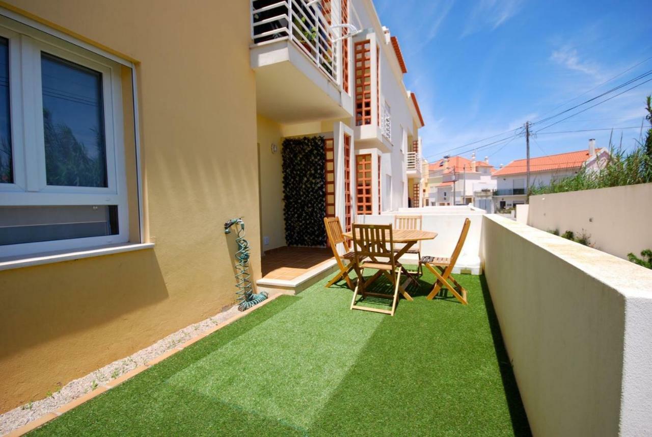 Marta Apartment - Balcony, Patio, Pool Ferrel  Extérieur photo